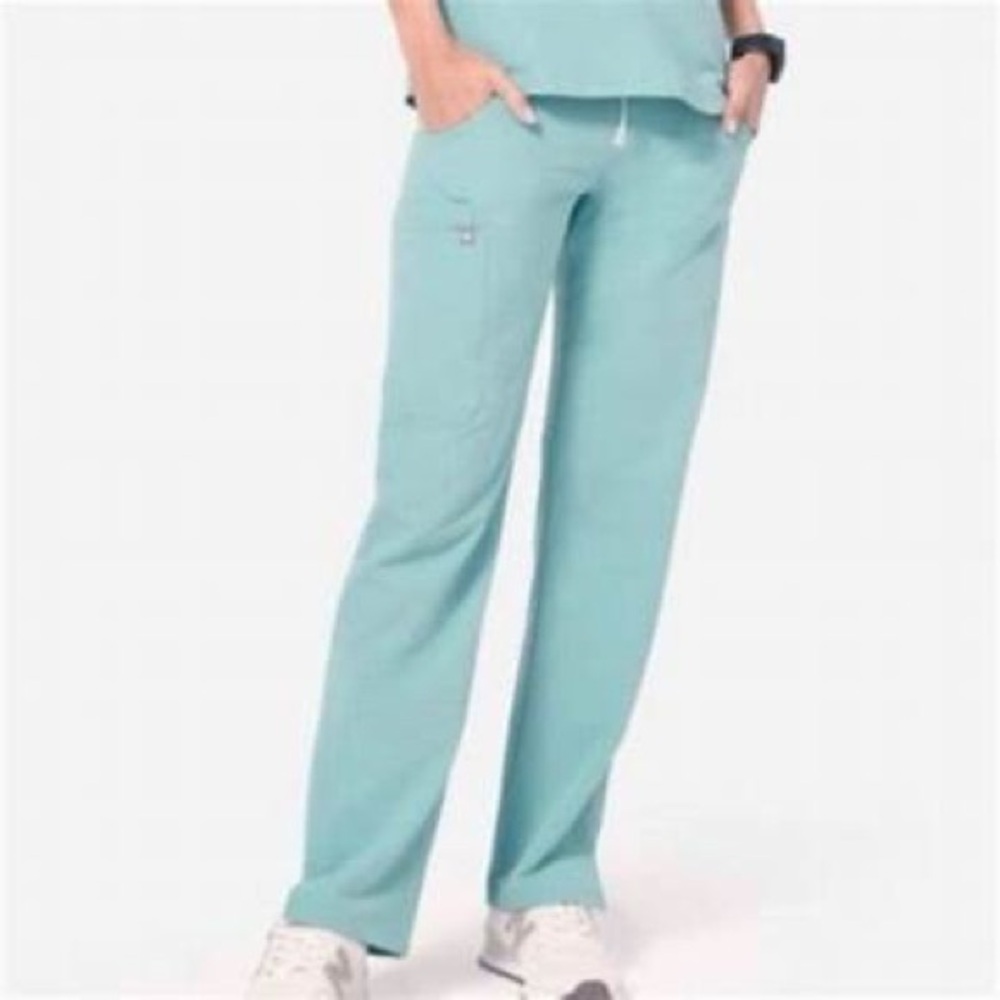 FIGS | Kade Cargo Scrub Pants | M | Limited Edition Color | Seaglass